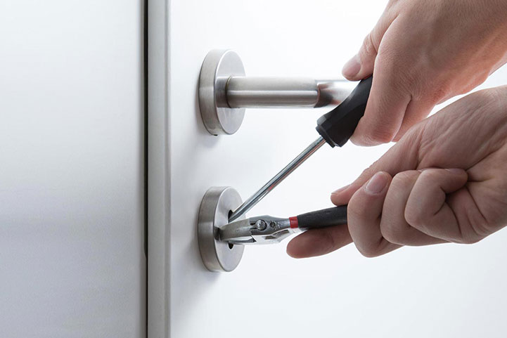 Overview of emergency locksmith services